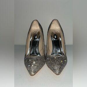Rouge Helium Silver Sparkle Heels